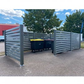 Guardacontenidors en plàstic reciclat per illes 